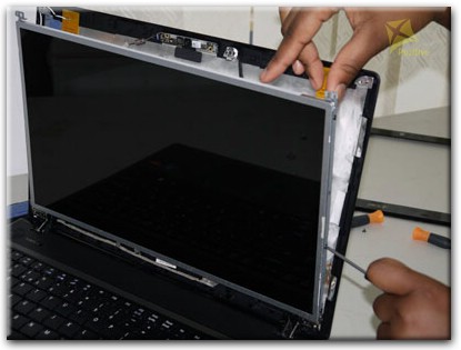 Замена экрана ноутбука Emachines в Тюмени